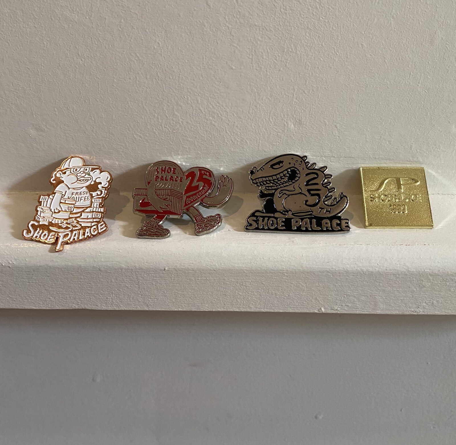 NIKE x SHOE PALACE Las Vegas Enamel Pin Set Just Do It 25th ANNIVERSARY Sneaker