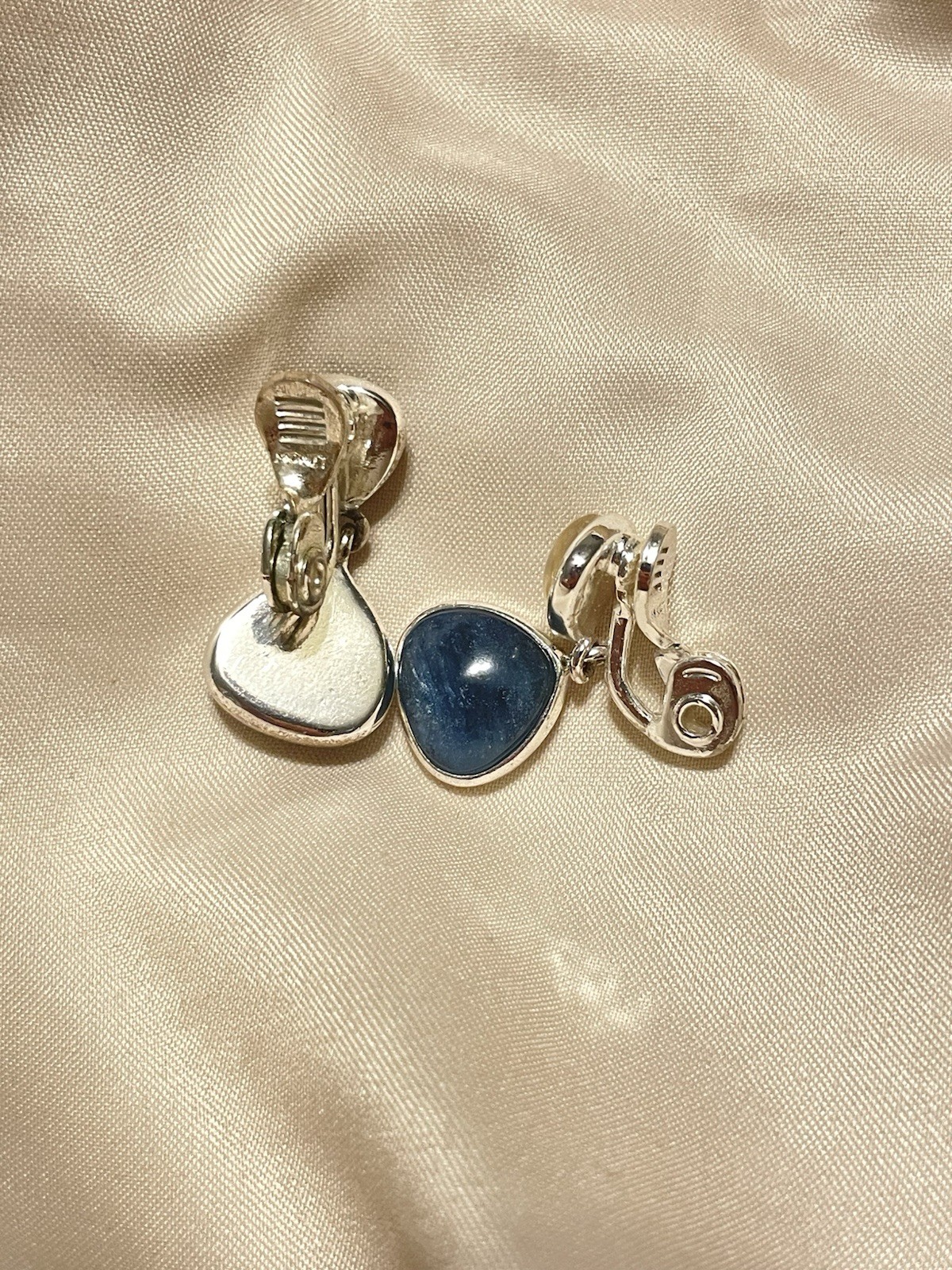 Vintage Monet Silver Tone Pearl Blue Teardrop Bezel Dangle Drop Clip-On Earrings