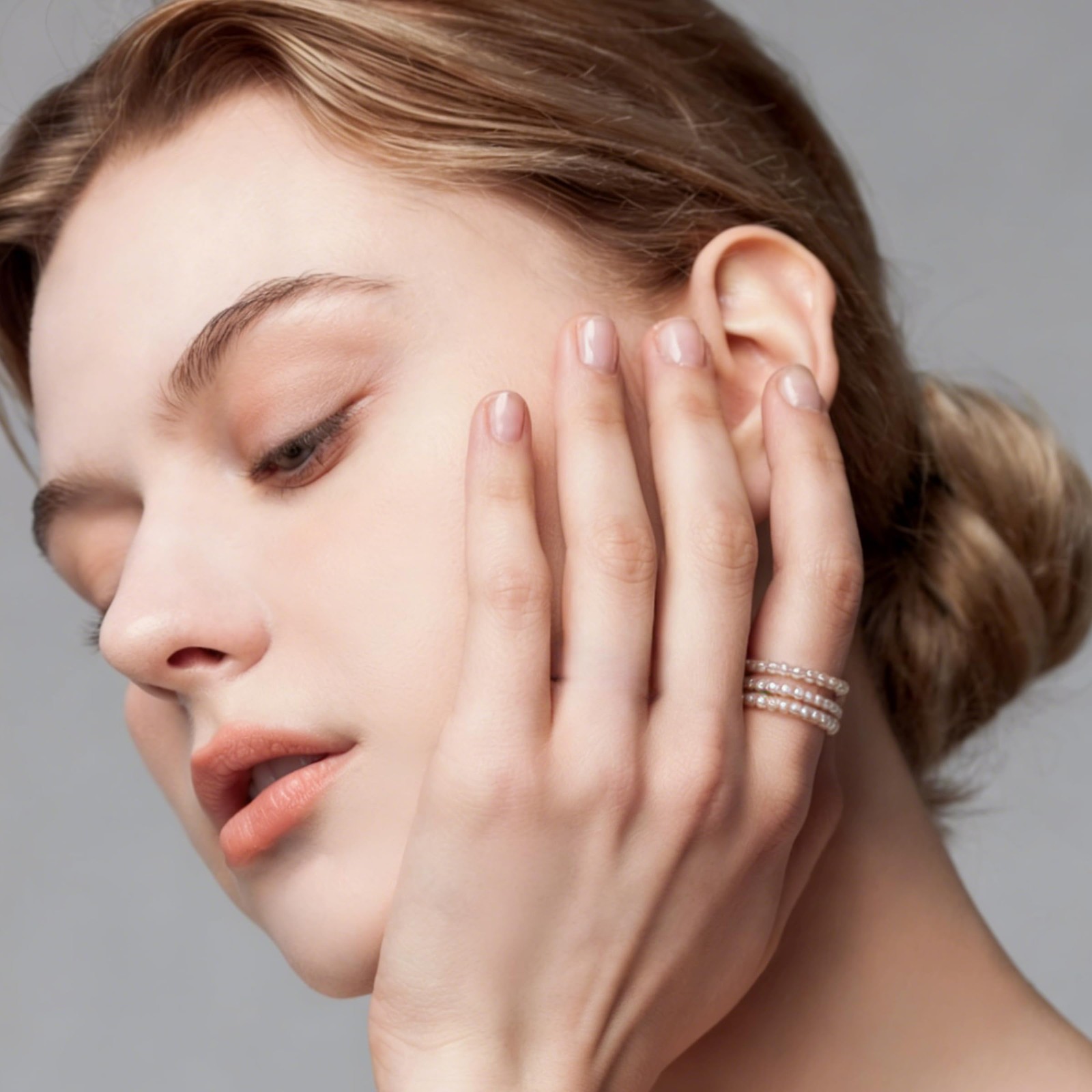 5 Pcs Faux Pearl Stretch Rings for , Beaded Stackable Adjustable Dainty Handm…