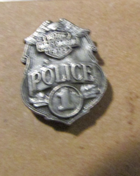 HARLEY DAVIDSON POLICE SHIELD BADGE 3/4″PIN NEW
