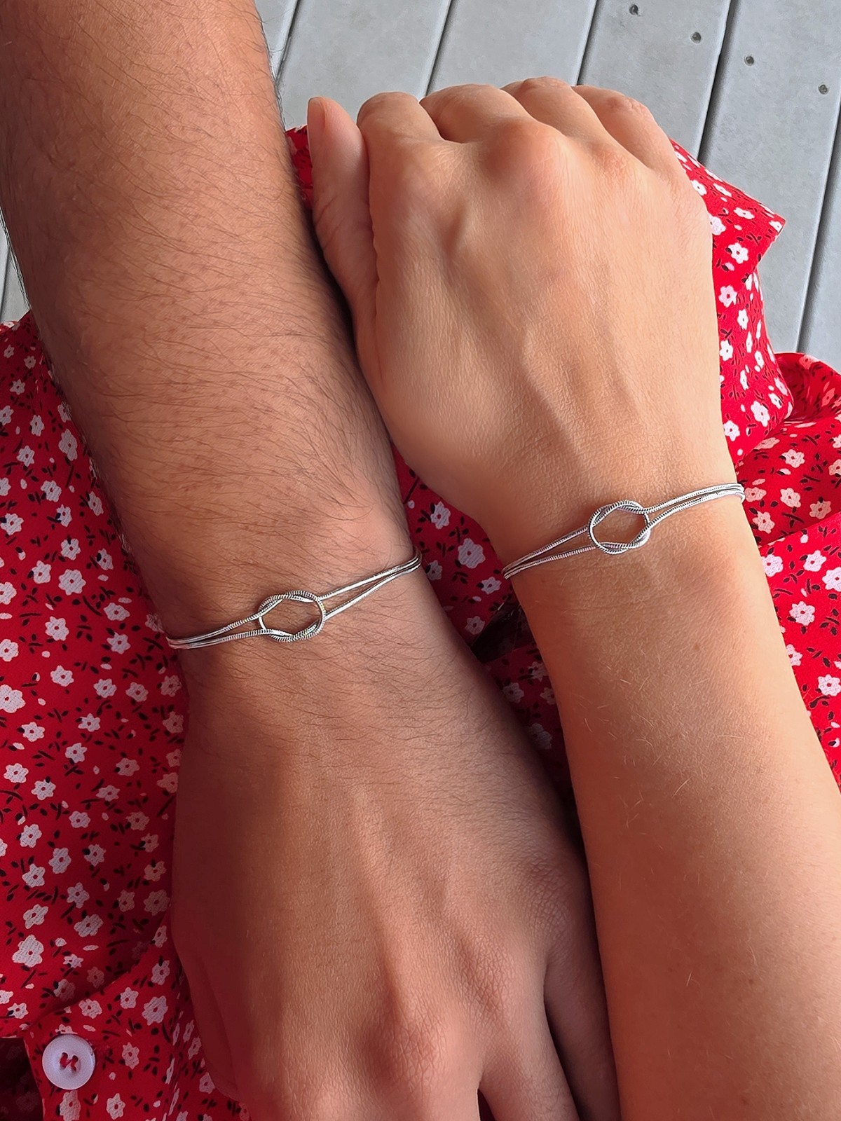 2pcs Matching Bracelets for Couples 18k Love Knot Couple Anniversary Gift