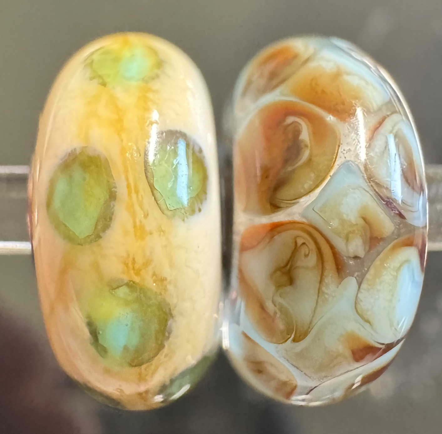 (SET OF 2) Trollbeads FUR DOT TGLBE-10288 & RARE GREEN DOT TGLBE-10305