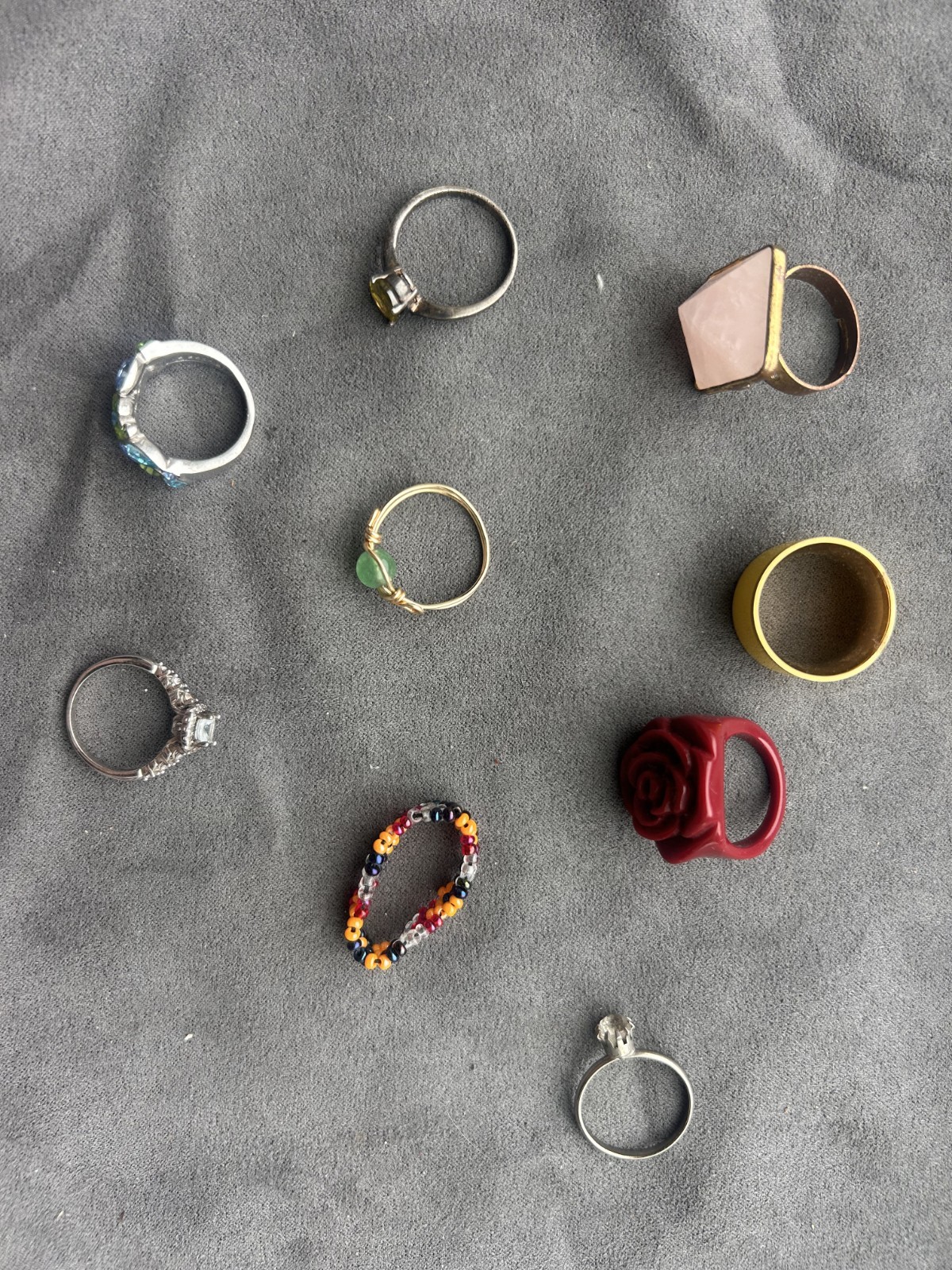 Lot of fashion rings costume jewelry various sizes
