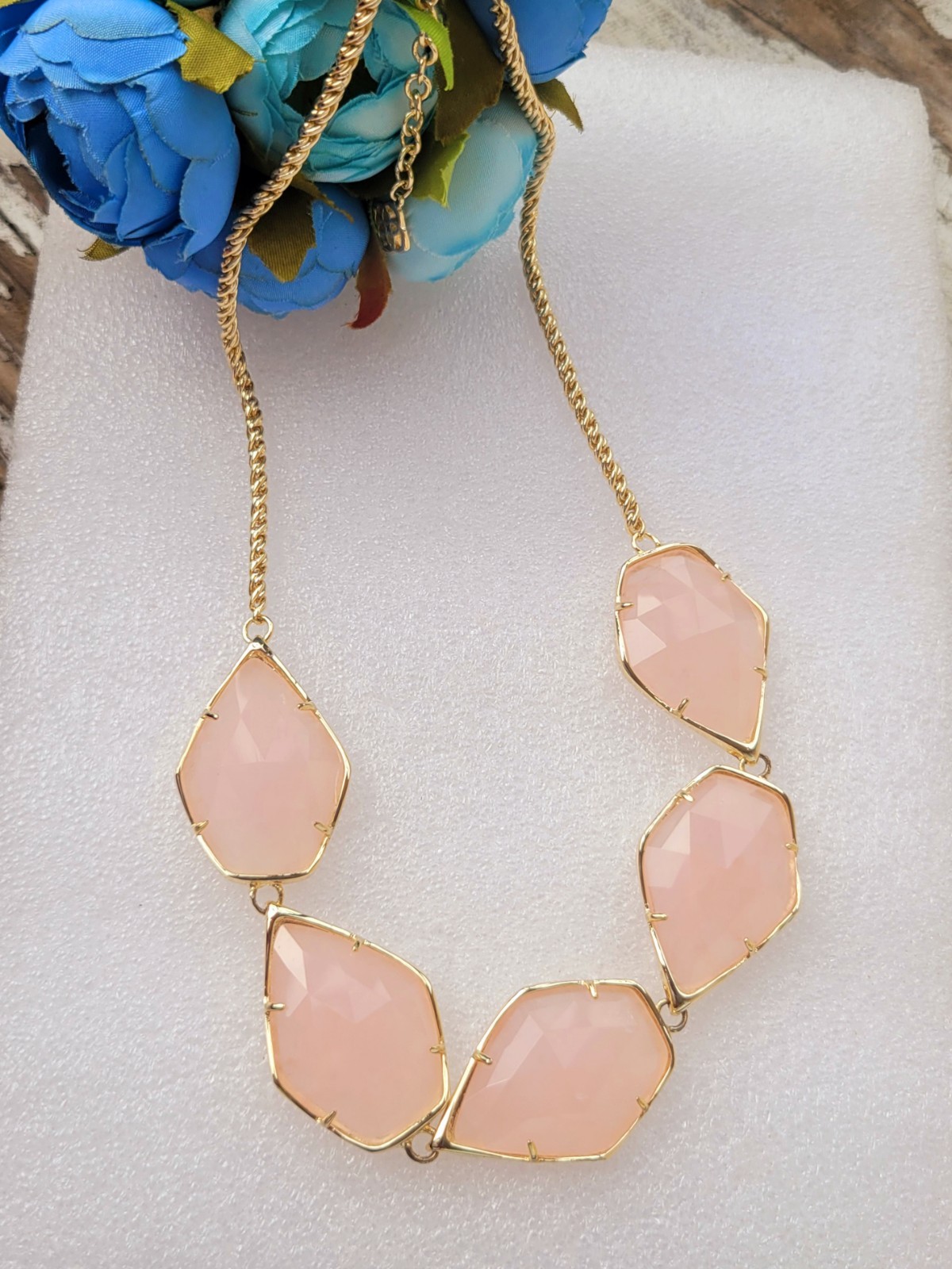 Kendra Scott Connelly Rose Quartz Statement Necklace Gold Plate Pink Stone