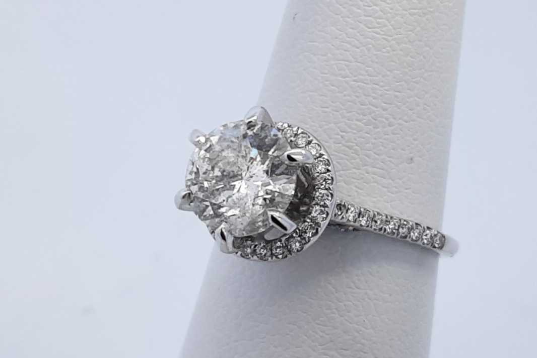 18k White Gold Diamond Ring 1.0ctw Center Diamond 3.4 Grams Size 5 Eb0526oorxde
