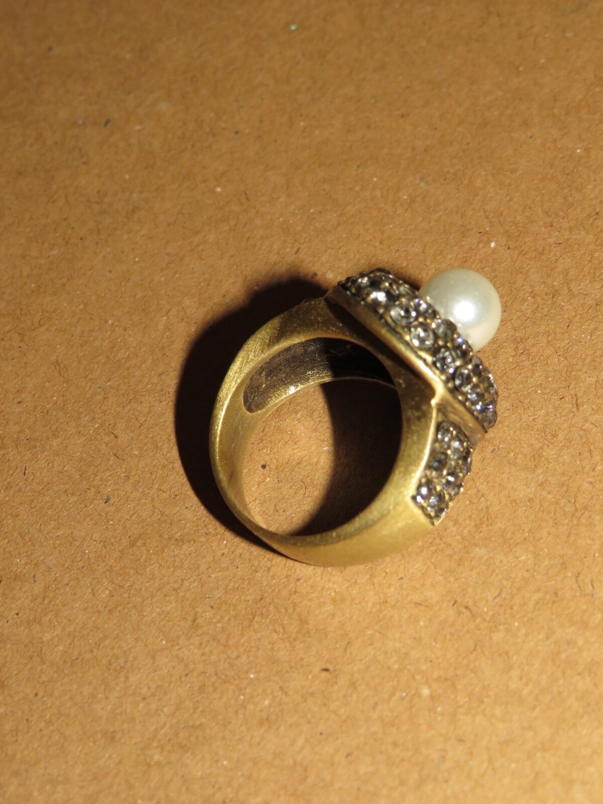 HEIDI DAUS Bronze Tone Pave Rhinestone Faux Pearl Dome Ring SZ 6.5 to 7 NEW