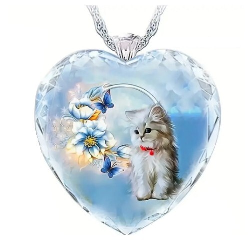 Gorgeous Heart Shaped Cat Love of Butterfly Pendant Necklace Accessories