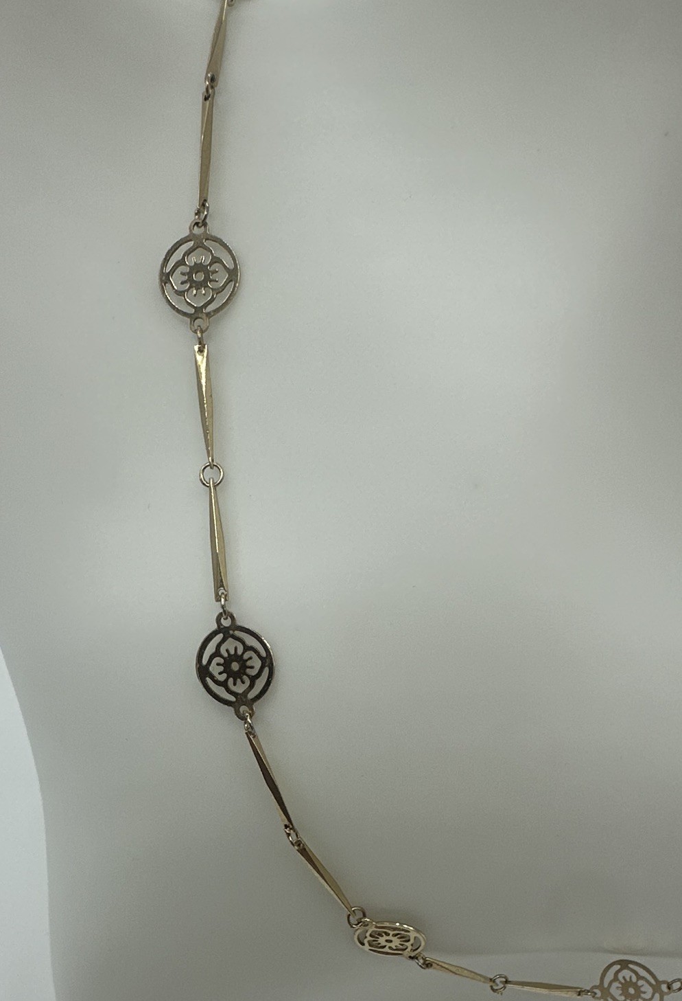 Avon Signed Gold Tone Station Bar Link Chain Necklace, Spring Ring, 19-24 in
