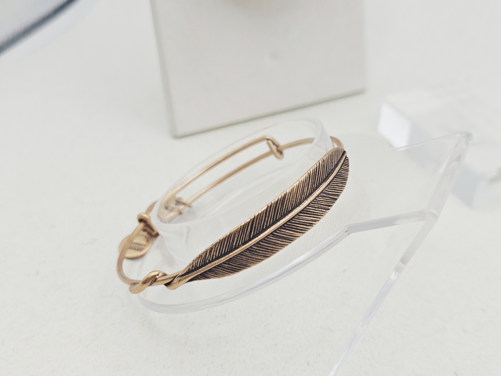 Alex & Ani Spiritual Protection Feather Charm Wrap Bracelet Gold Finish ✨️ 🎊