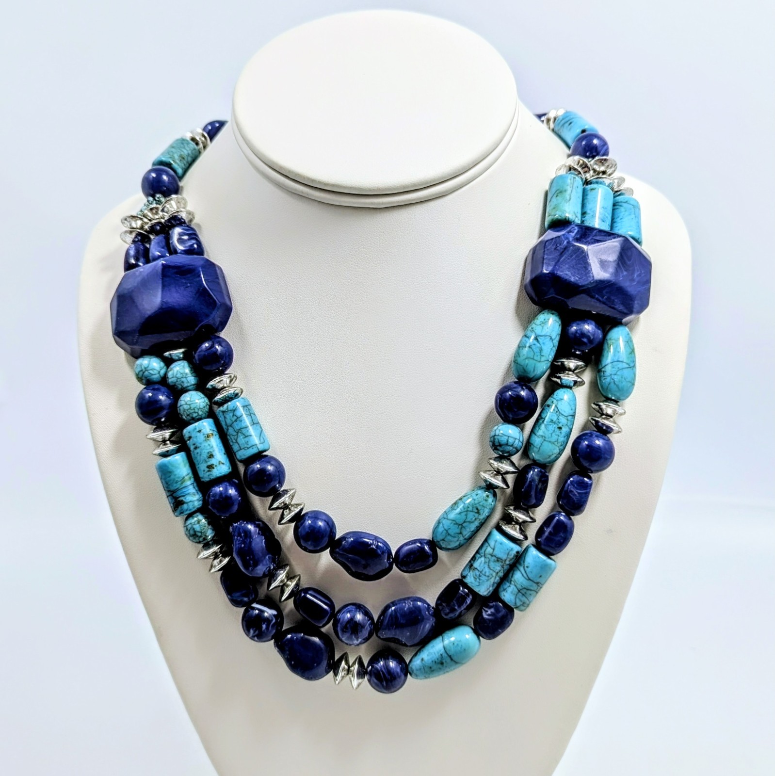Vintage Southwestern Chunky Faux Lapis Turquoise Lucite Bead Necklace 17-20″