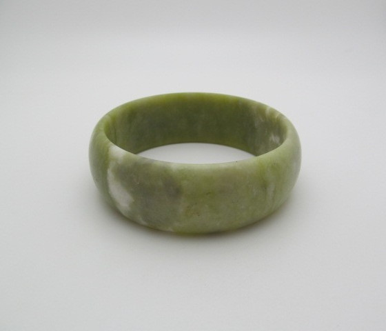 Thick Heavy Wide Natural Green Jade Stone Gem 1 Inch Wide Bangle Bracelet