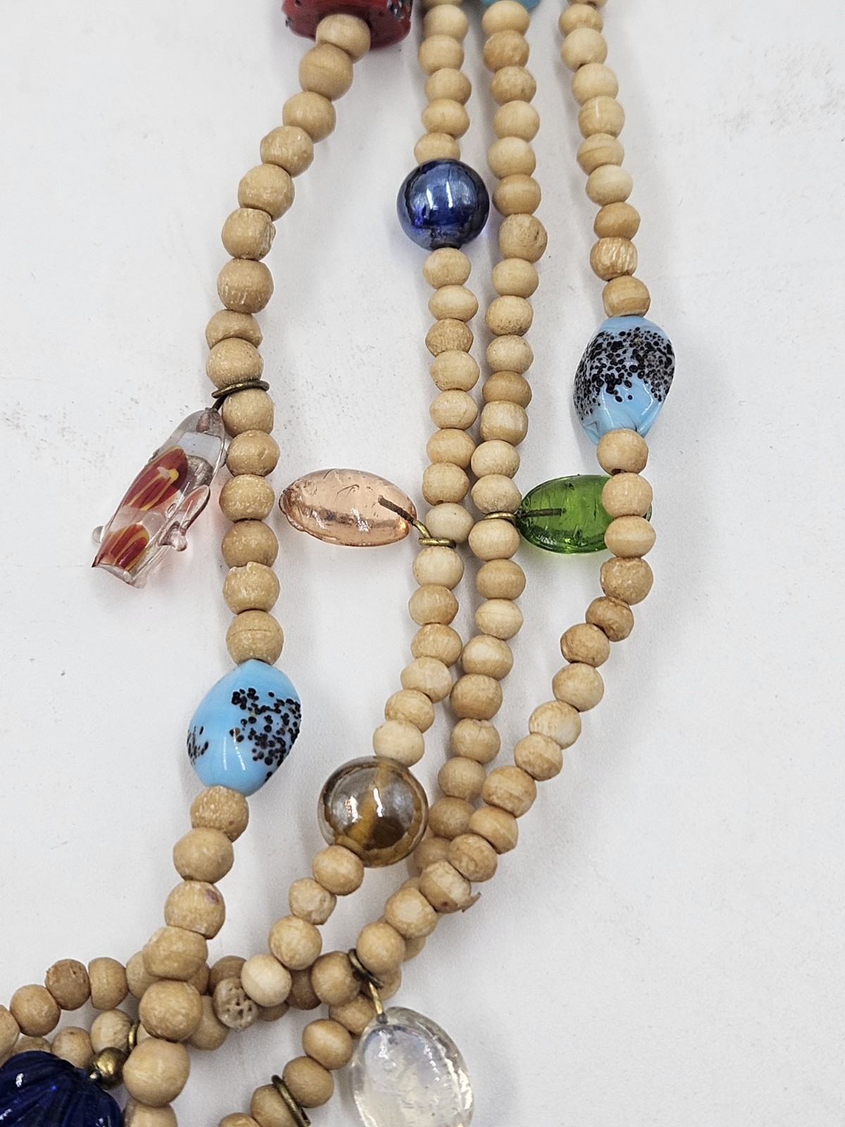 4-strand Fetish Beaded Necklace with branch coral art glass Multicolor