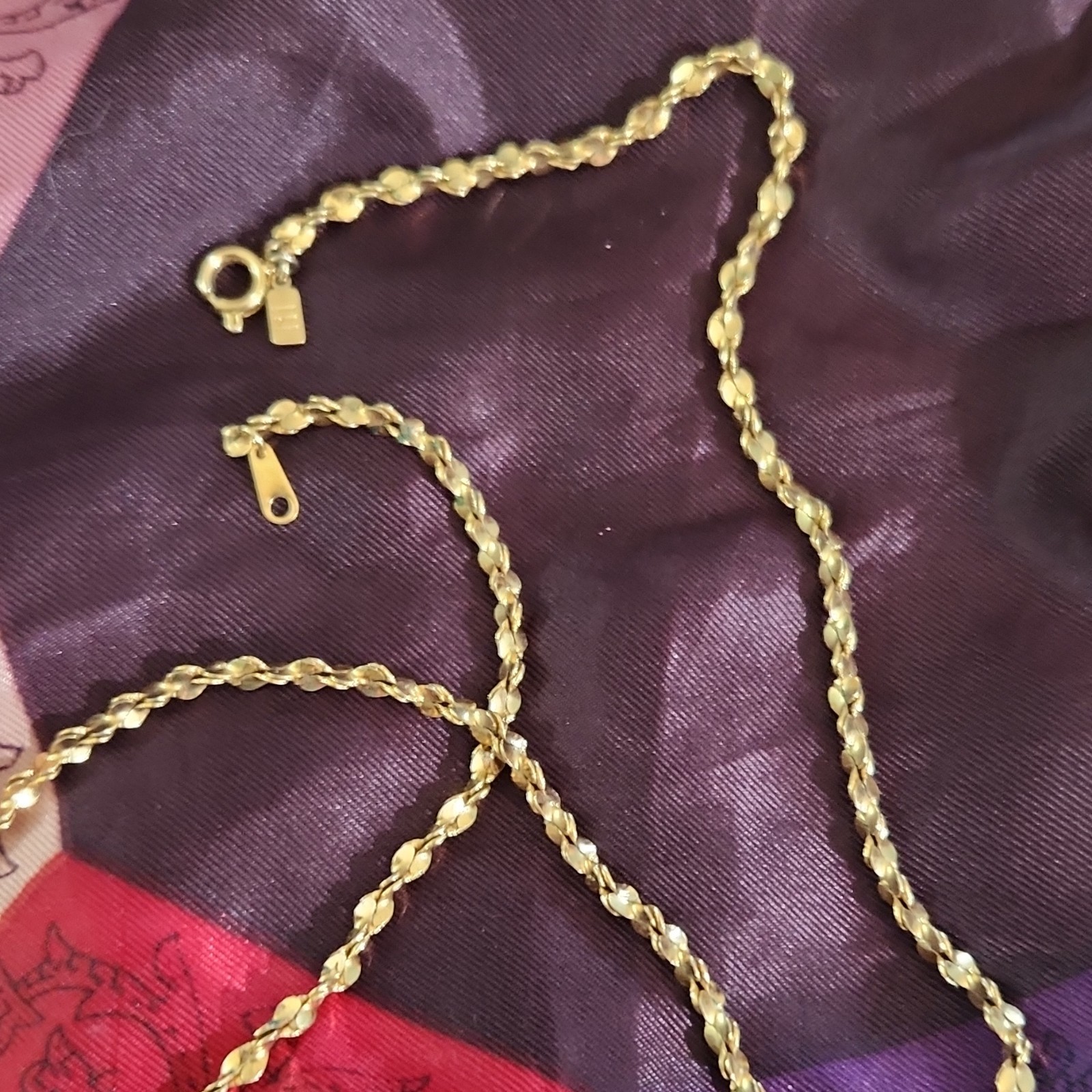 Gold Tone Rope Chain Necklace Metal Spring Ring Closure No Stone