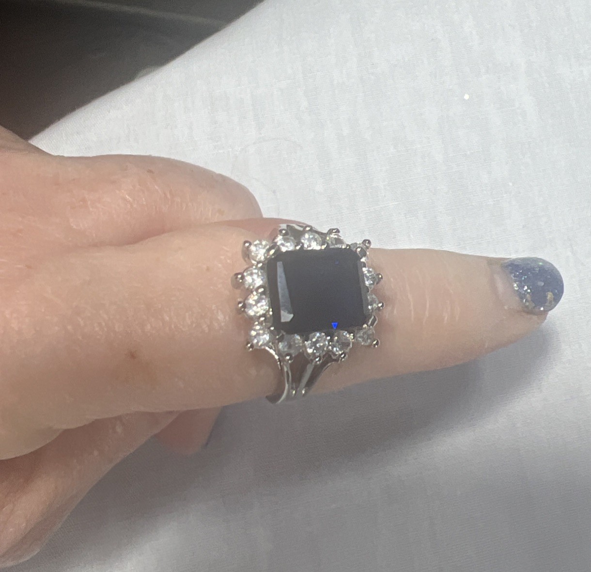 Sz8 Faux Blue Saphire & Cz Fashion Ring