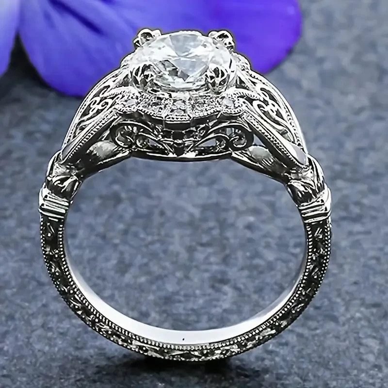 Elegant 925 Sterling Silver White Topaz Charms Wedding Engagement Ring Size 7