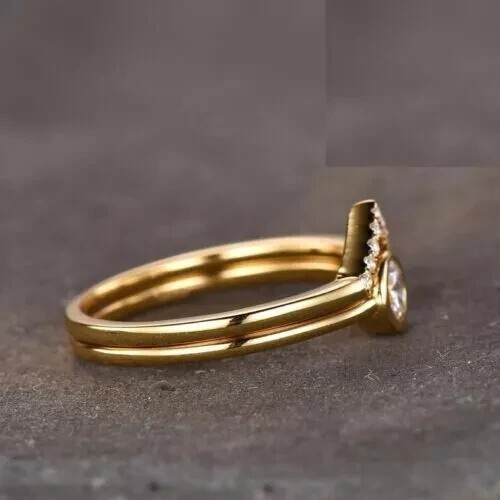 2Ct Round Cut Simulated Diamond Women’s Bridal Ring 14k Yellow Gold Plated