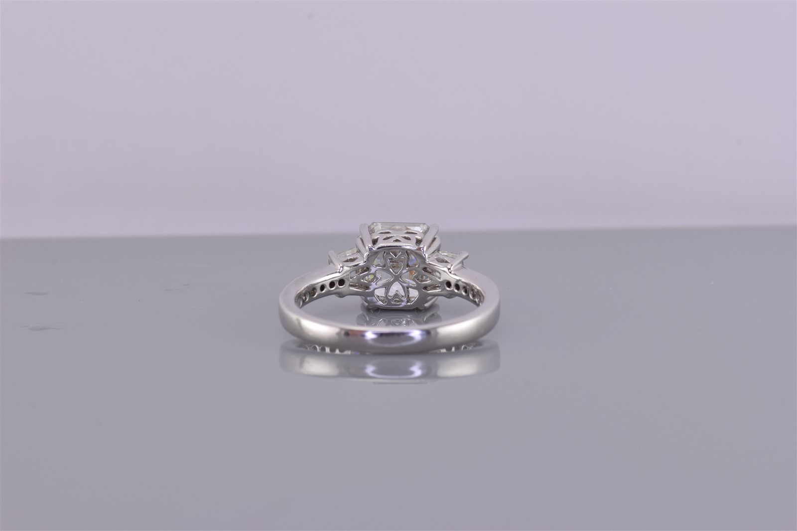 Sterling Silver Radiant Cut Cubic Zirconia Accented Band Ring 925 Sz: 7