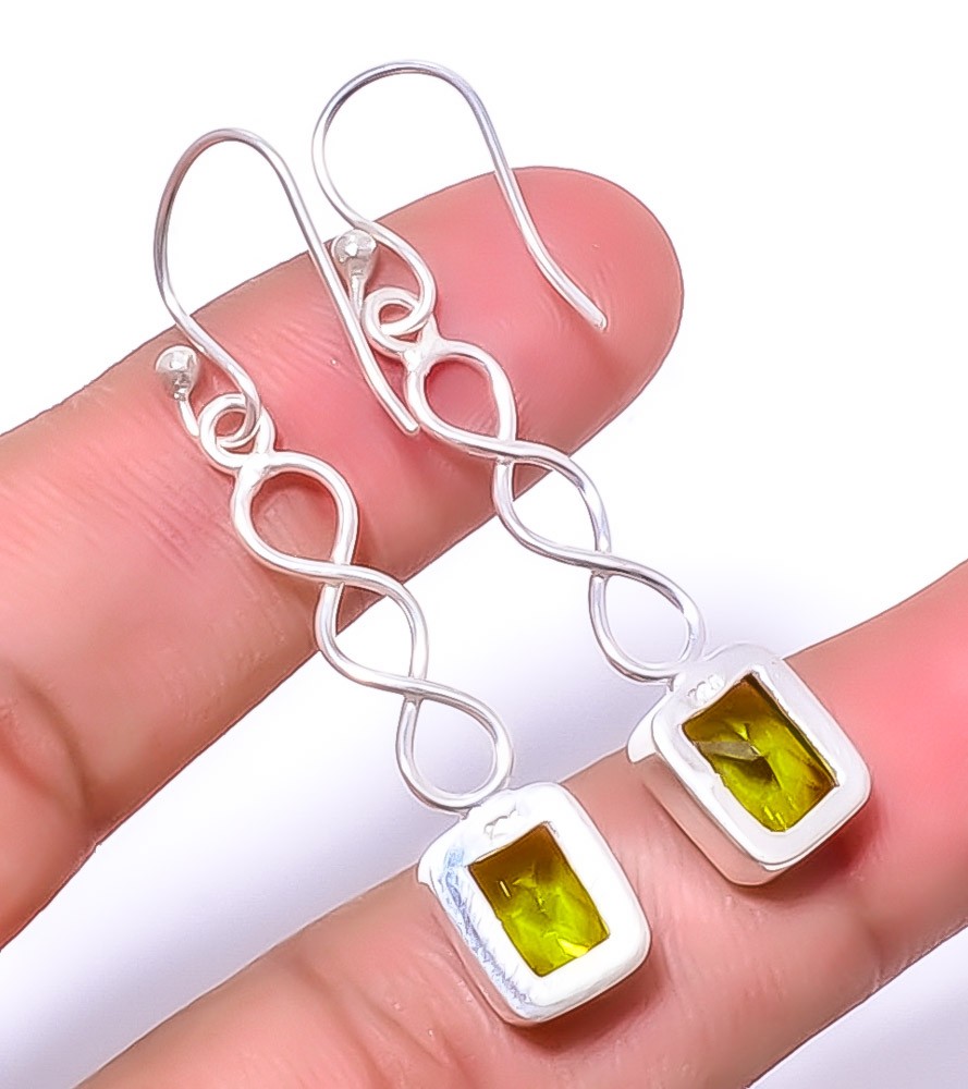 Peridot Gemstone 925 Silver Plated Spiral Earring 1.79″ T57