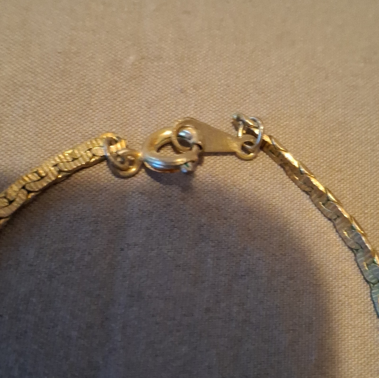 Gold Tone Metal Herringbone Chain Necklace w/ Lobster Clasp, No Gemstones