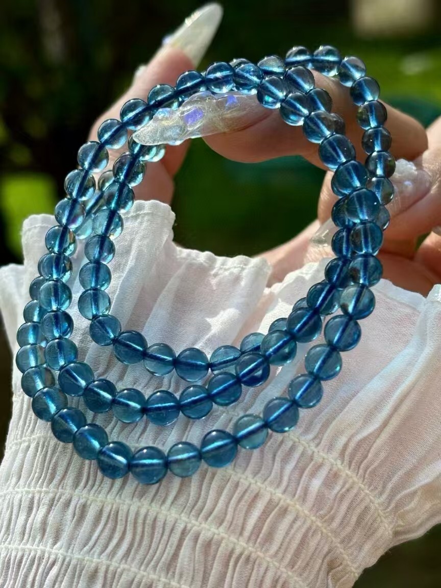 AAAAA Natural Blue Aquamarin Quartz Crystal round Beads Bracelet 7MM 3P