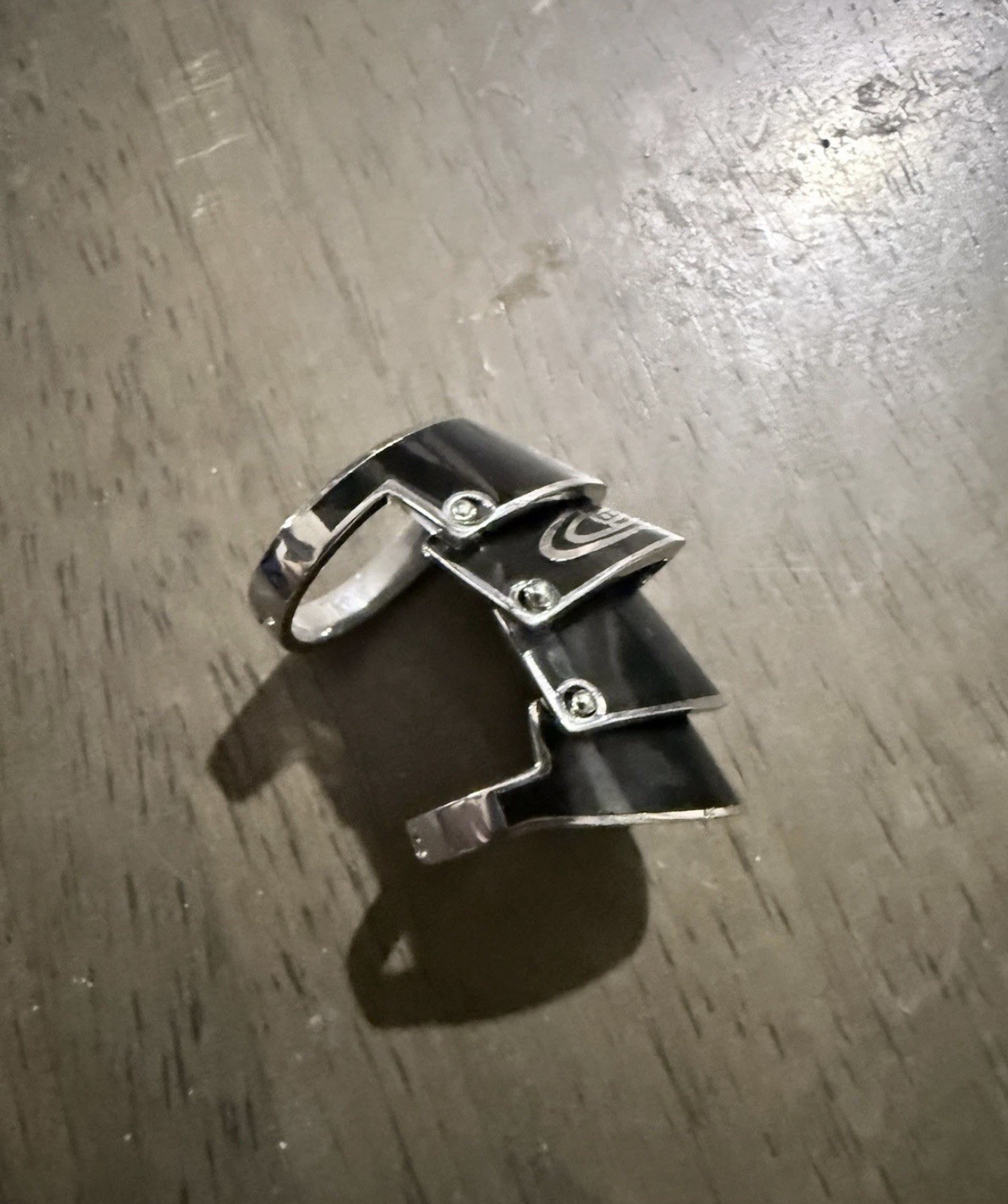 Vivienne Westwood Nana armor ring Vintage Style black silver G2U