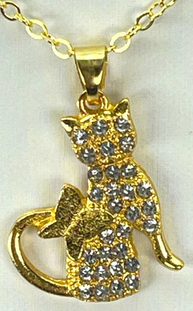 Necklace Gold Tone Cat w/Butterfly Sitting on Tail. Accented w/Clear Crystals