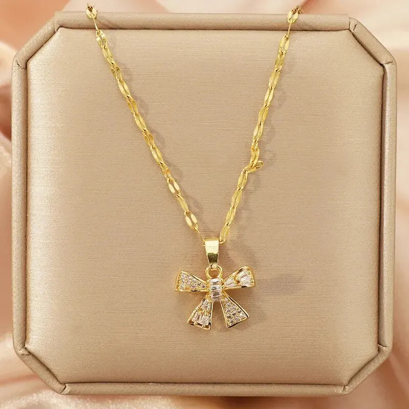 1pcs Gold Butterfly Series Copper Encrusted Zircon Pendant Titanium Steel Chain