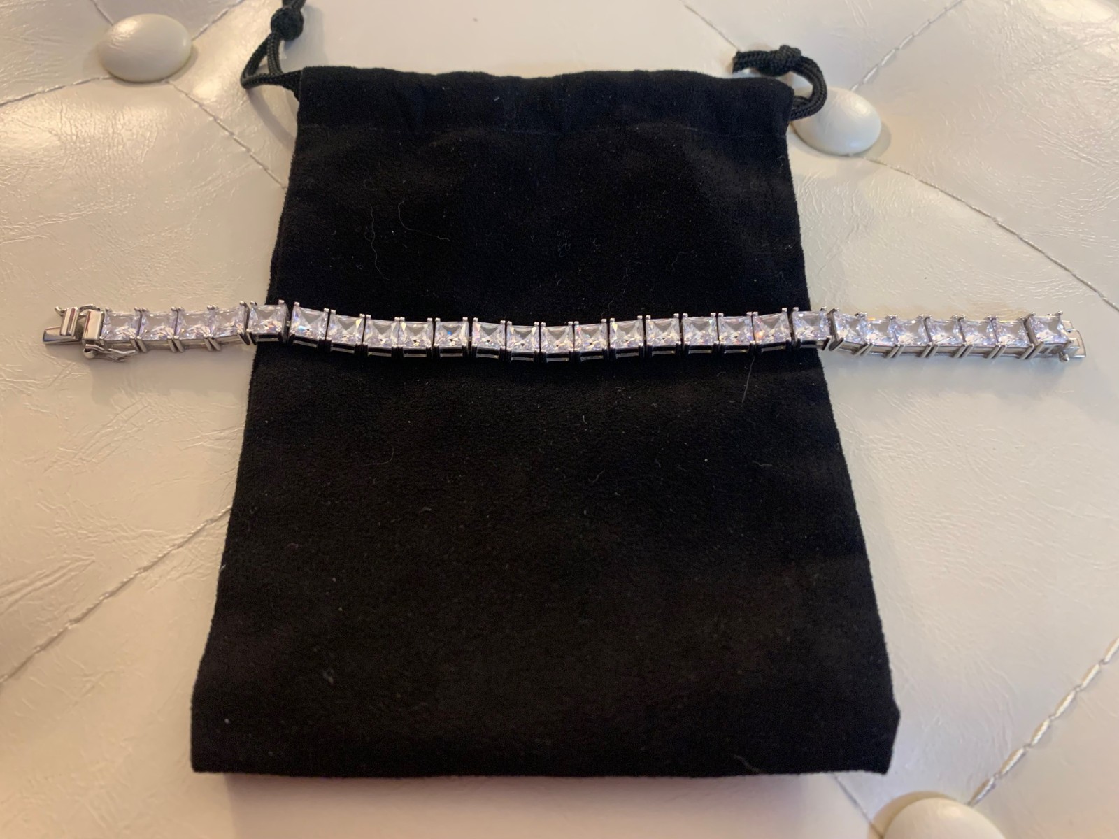 New QVC Diamonique 7 3/4″ x 1/4″ Princess/Square Silver Tennis Bracelet–Free SH