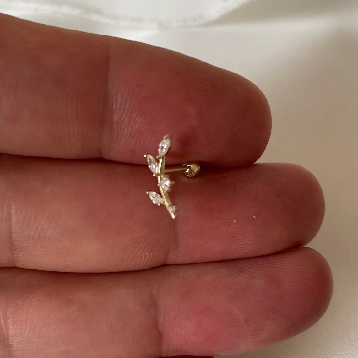 Genuine 9CT Yellow Gold Earrings CZ Leaf Cartilage 0.36 Gram Stud – Gift Boxed
