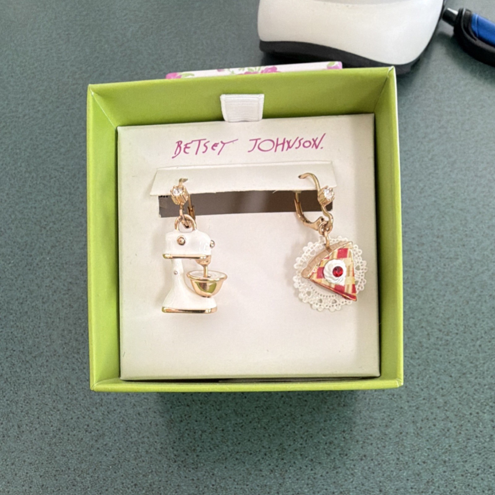 Betsey Johnson Mixer Cake Dangle Earrings Enamel Metal Crystal Gold Red White