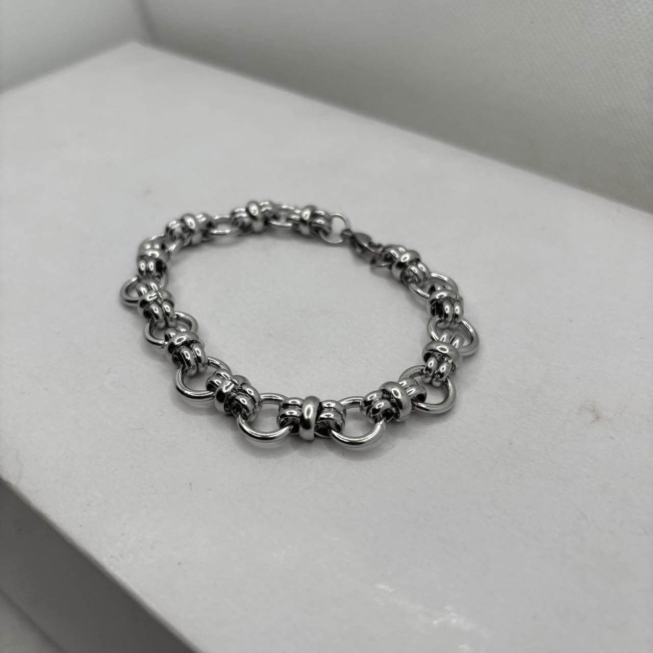21 Cm Plated Silver Alloy Knot Circle Link Bracelet Minimal Streetwear Jewelry