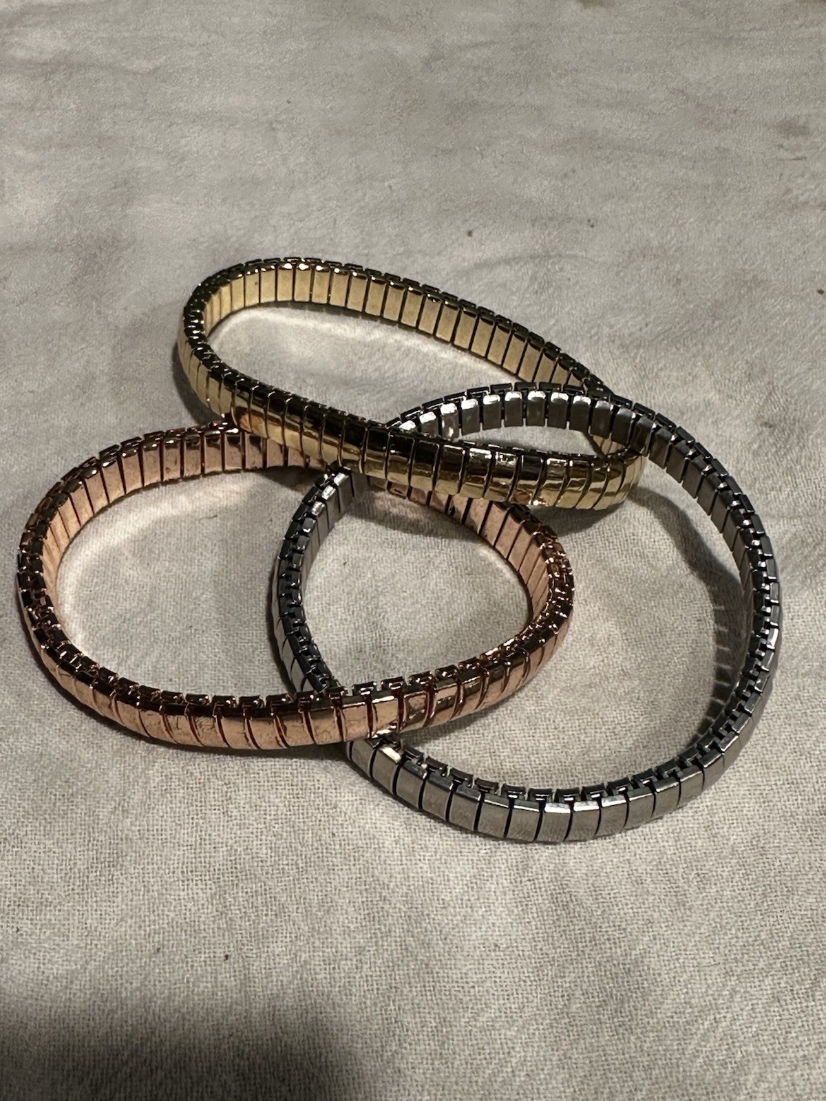 3 BAND TRI COLOR (GOLD, SILVER, ROSE GOLD) STRETCH ROLLING BRACELET SIGNED CN