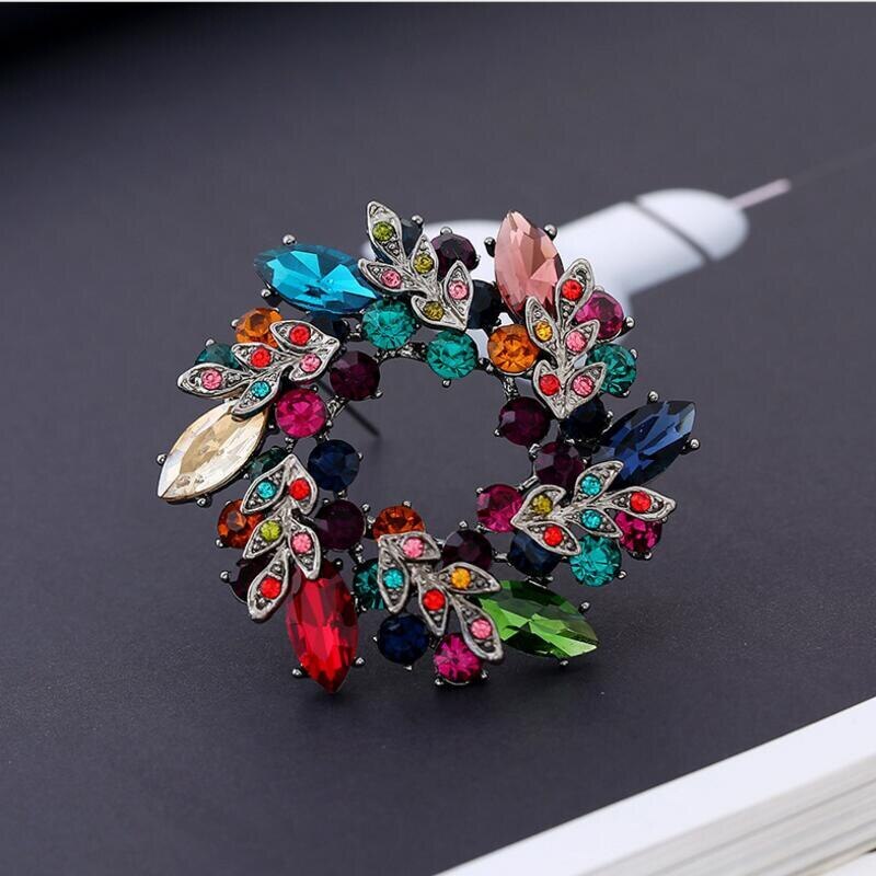 1PCS Flower Crystal Brooches For Women Rhinestone Fashion Elegant Brooch Pin