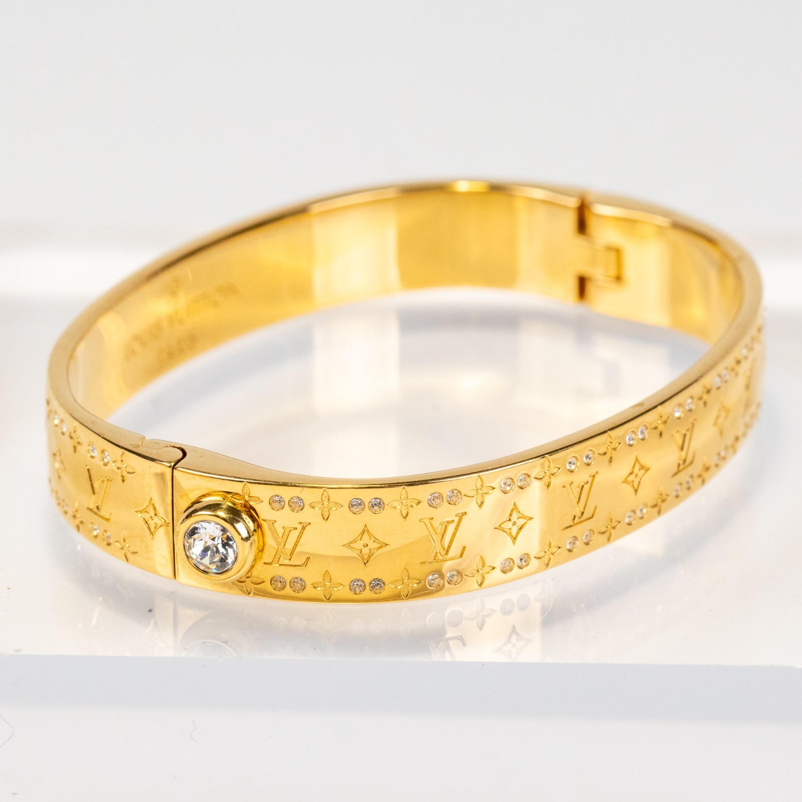 Louis Vuitton Nanogram Strass Bangle Bracelet M64860 Gold Tone Size S LV Auth