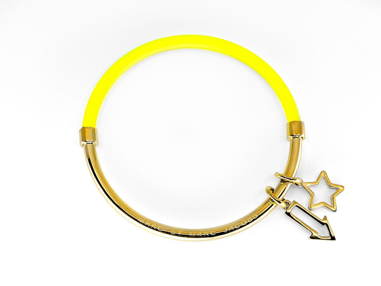 Marc By Marc Jacobs Safety Yellow Star and Arrow Bracelet – M0004236
