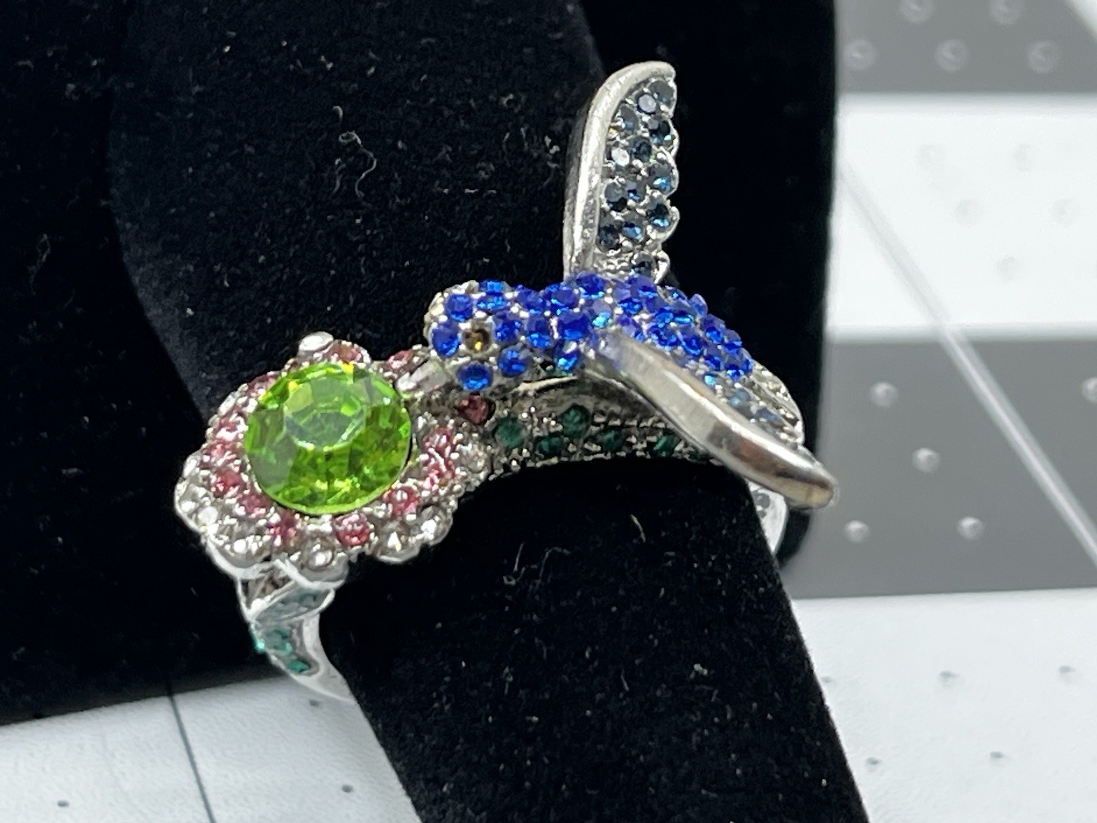 Ginger Lyne Collection Jeweled Hummingbird Ring Blue Green Pink Rhinestone Sz. 8