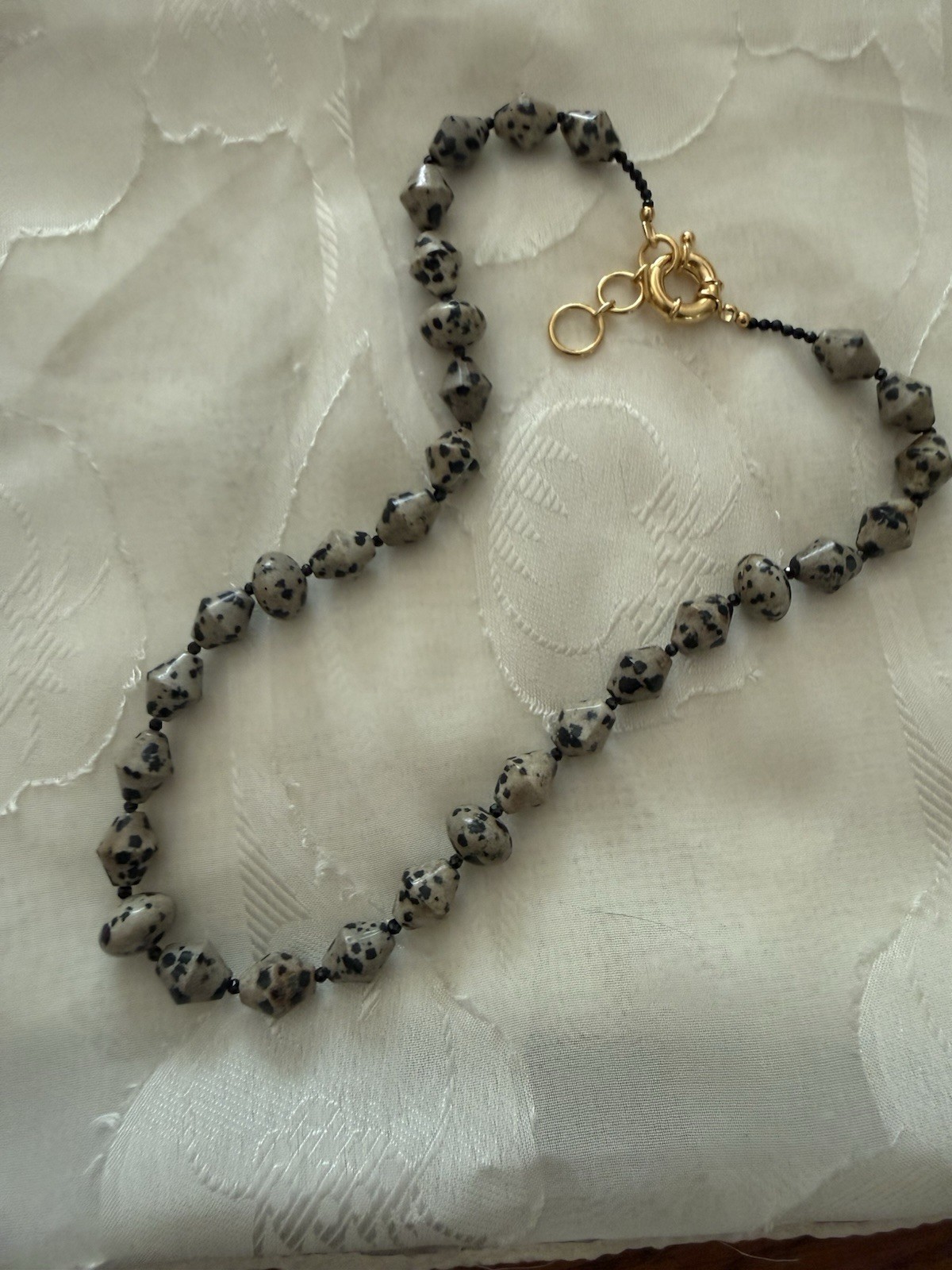 Necklace 18 Inches Dalmatian Jasper And Black Thai Spinel