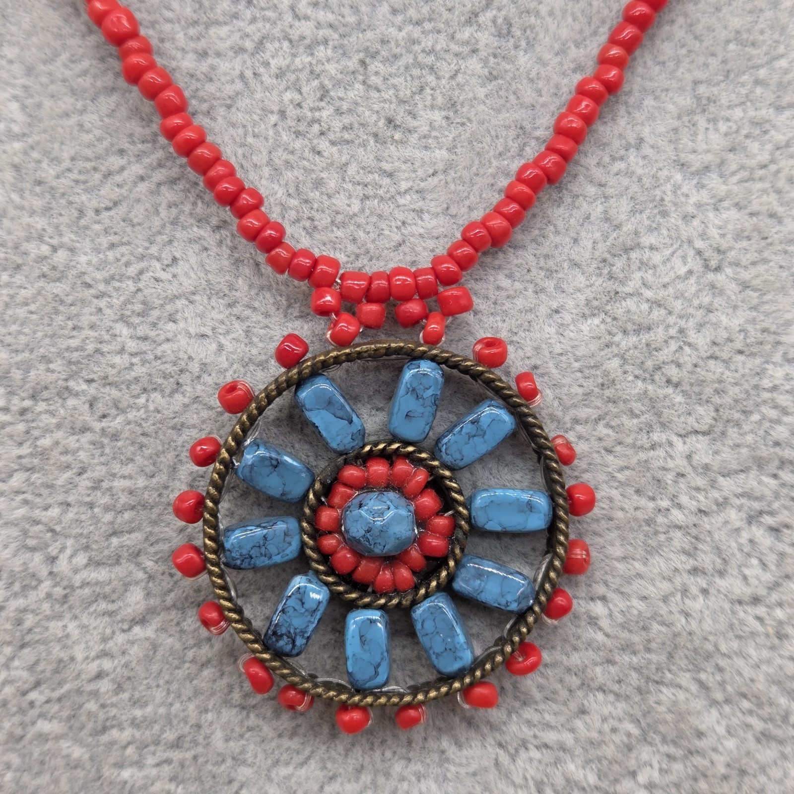 Vintage Faux Turquoise Coral Flower All Occasion Day & Evening Fun Necklace
