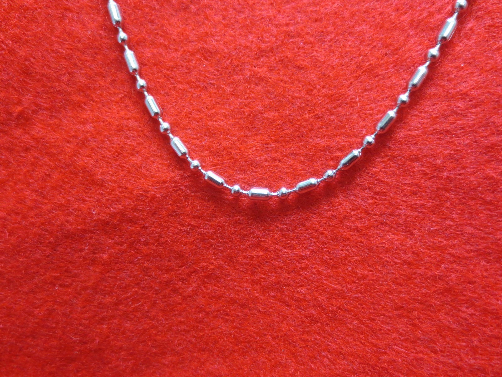 2.4mm STAINLESS STEEL SILVER BALL AND OVAL CHAIN FROM 16″-48″ W/LOBSTER CLAW