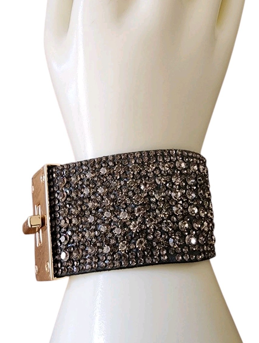 Elegant Champagne Crystal 1 1/2″ Wide Goldtone Buckle Band Wrap Bracelet