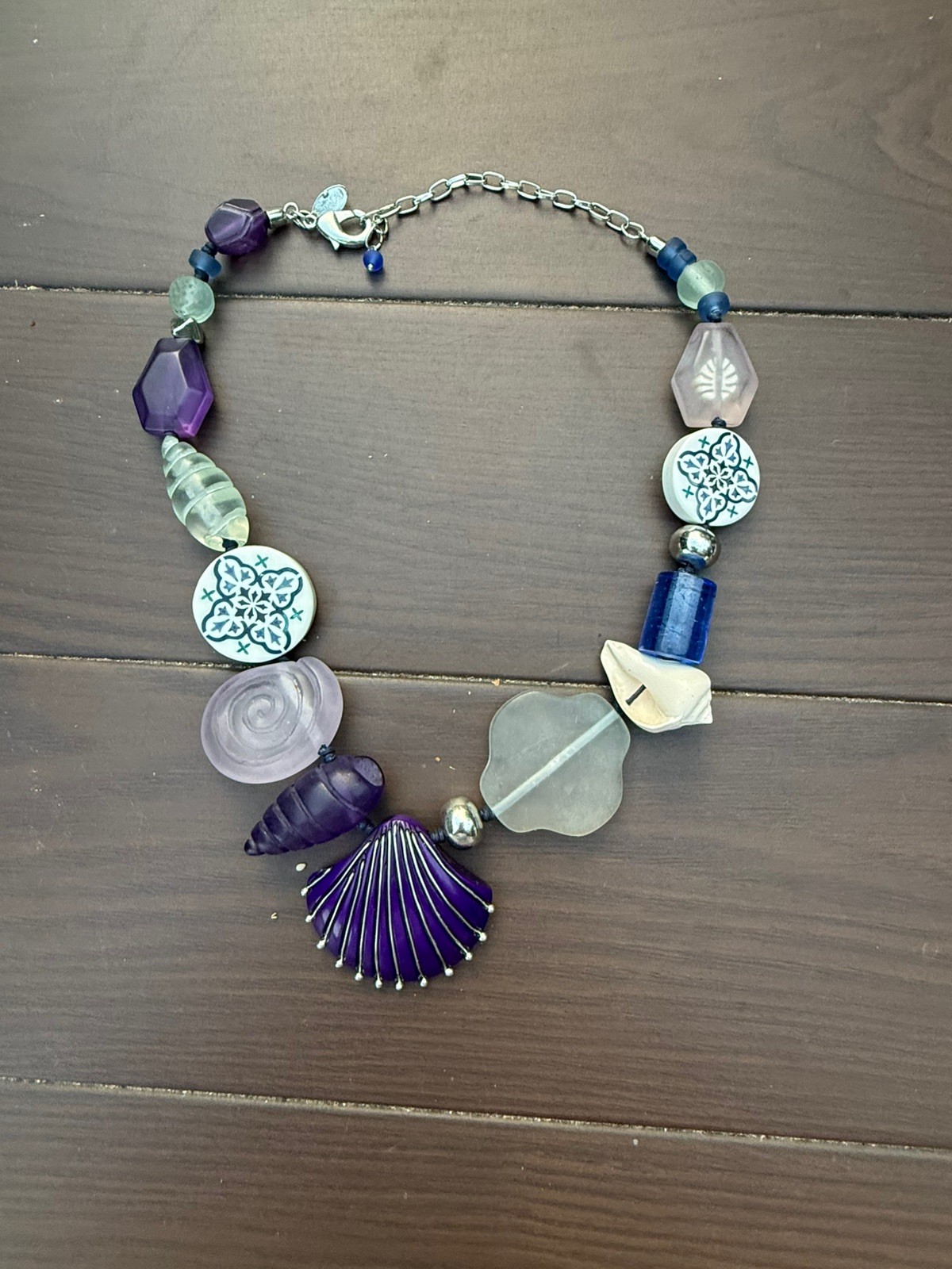 Chico’s Original Mixed Stone Frosted Seashell Beach Inspired Necklace 21-26″