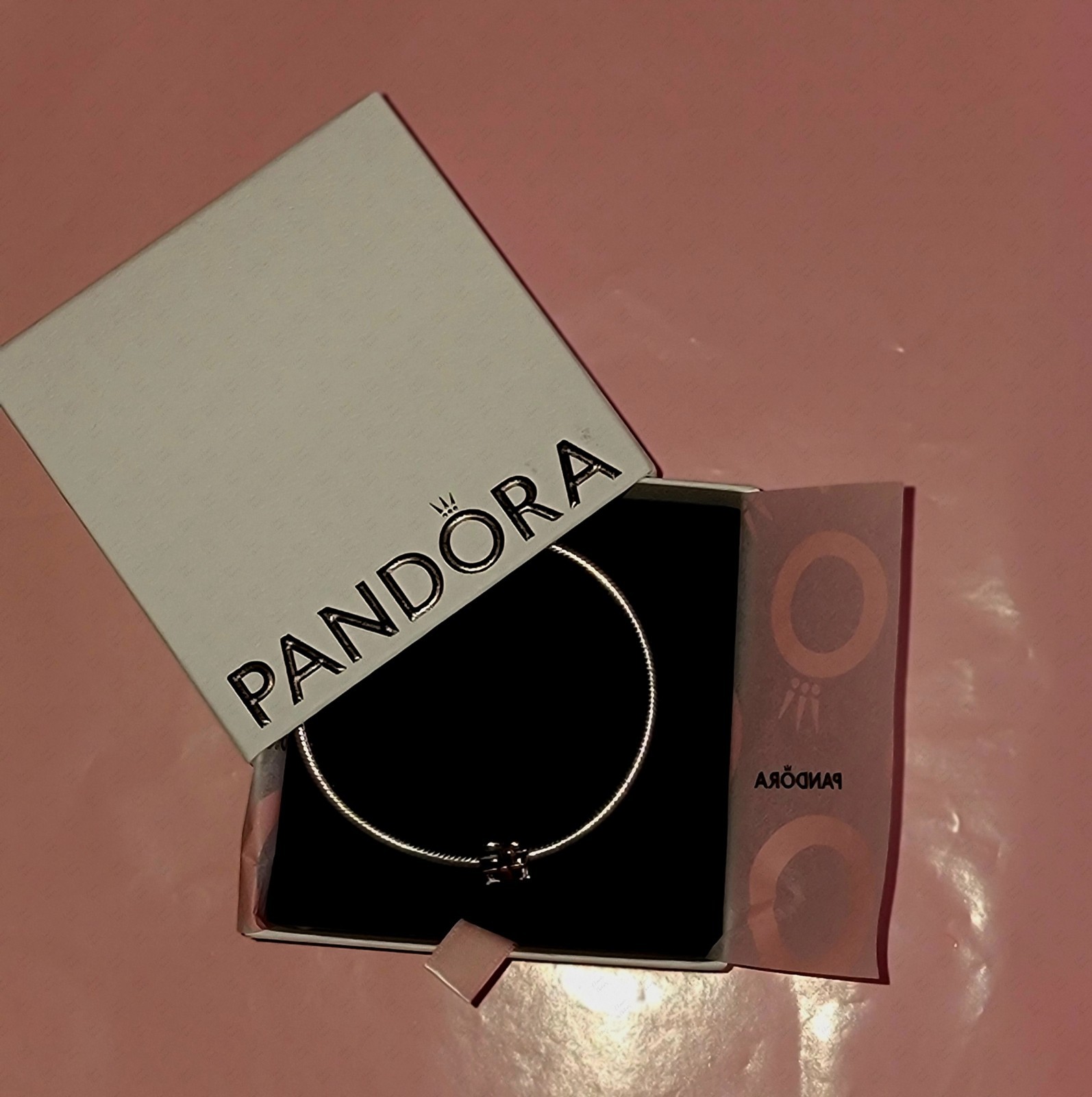 Authentic Pandora Moments 7.9″ (20cm) Bracelet & Sparkling Gift Box Charm w/Box