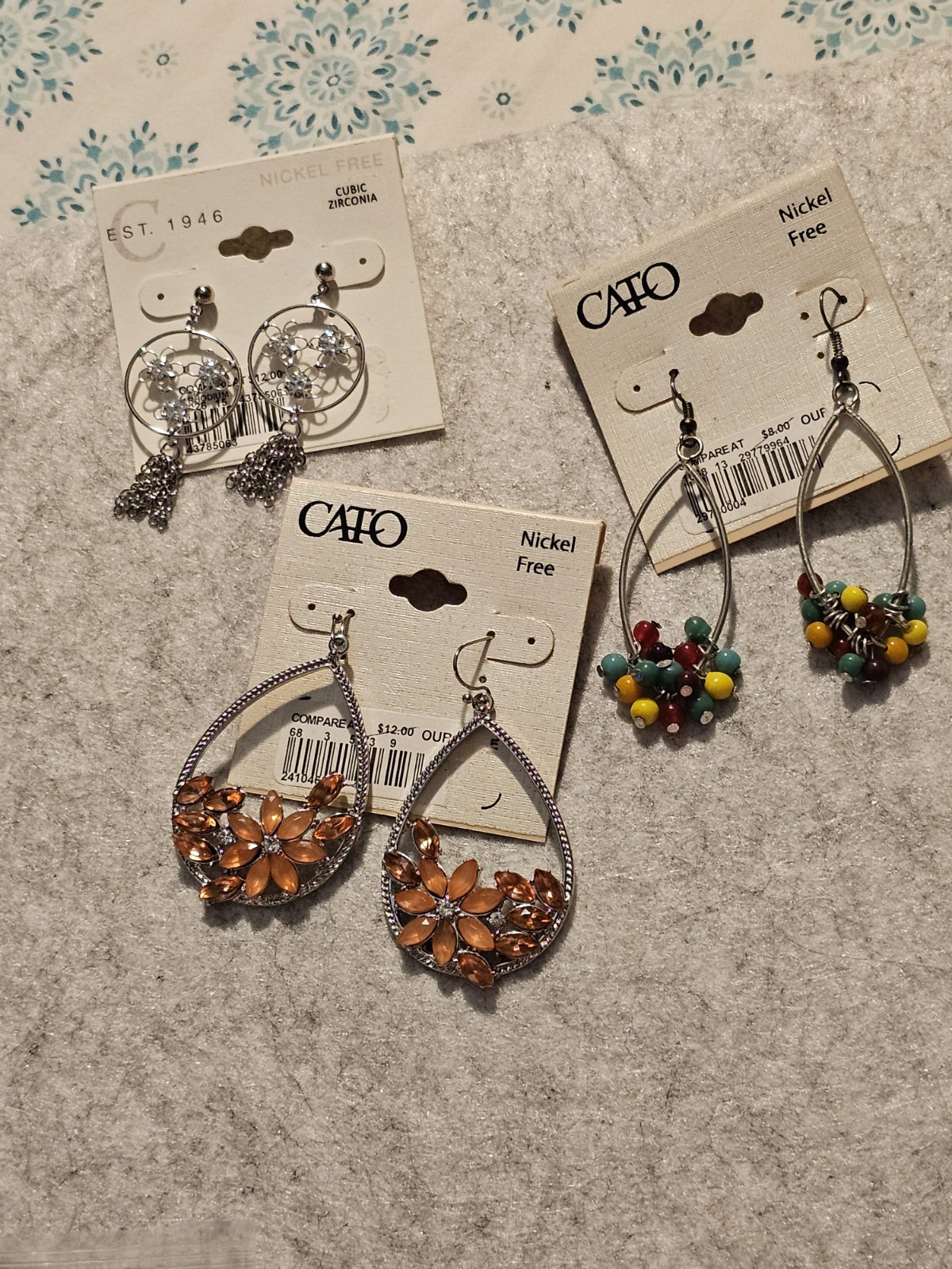 3 Nickle Free Dangle New On Card Earrings Mix Tone