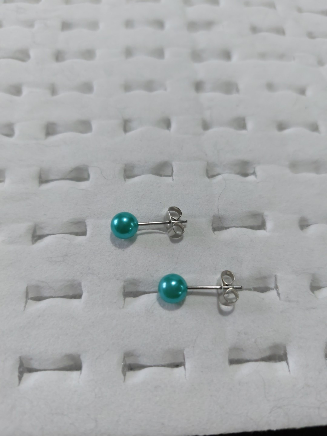 Blue/green Ball Stud Earrings 5mm (D84) New