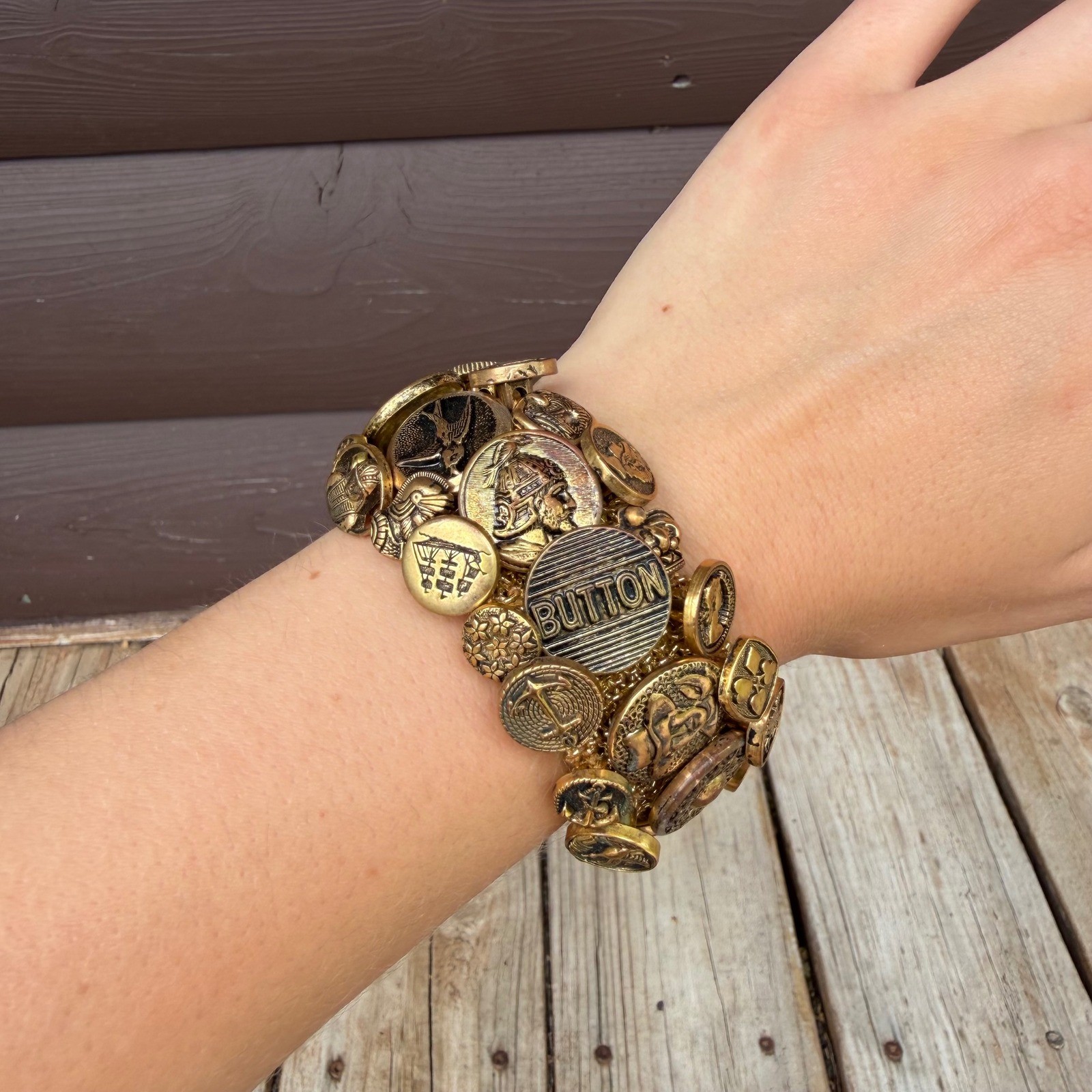 Vtg Button Cuff Stretch Bracelet Gold Tone Antique Style Steampunk Statement