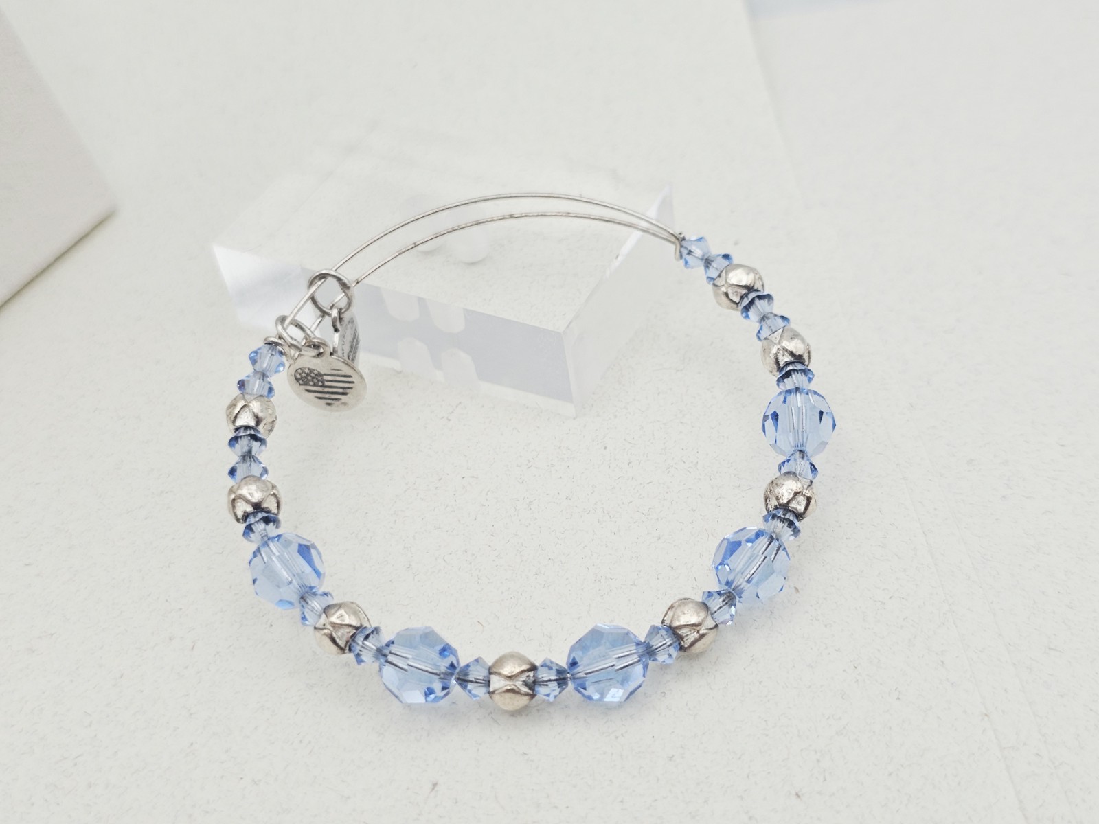Alex & Ani Silver Blue Lotus Swarovski Beaded Bangle Bracelet ✨️💕