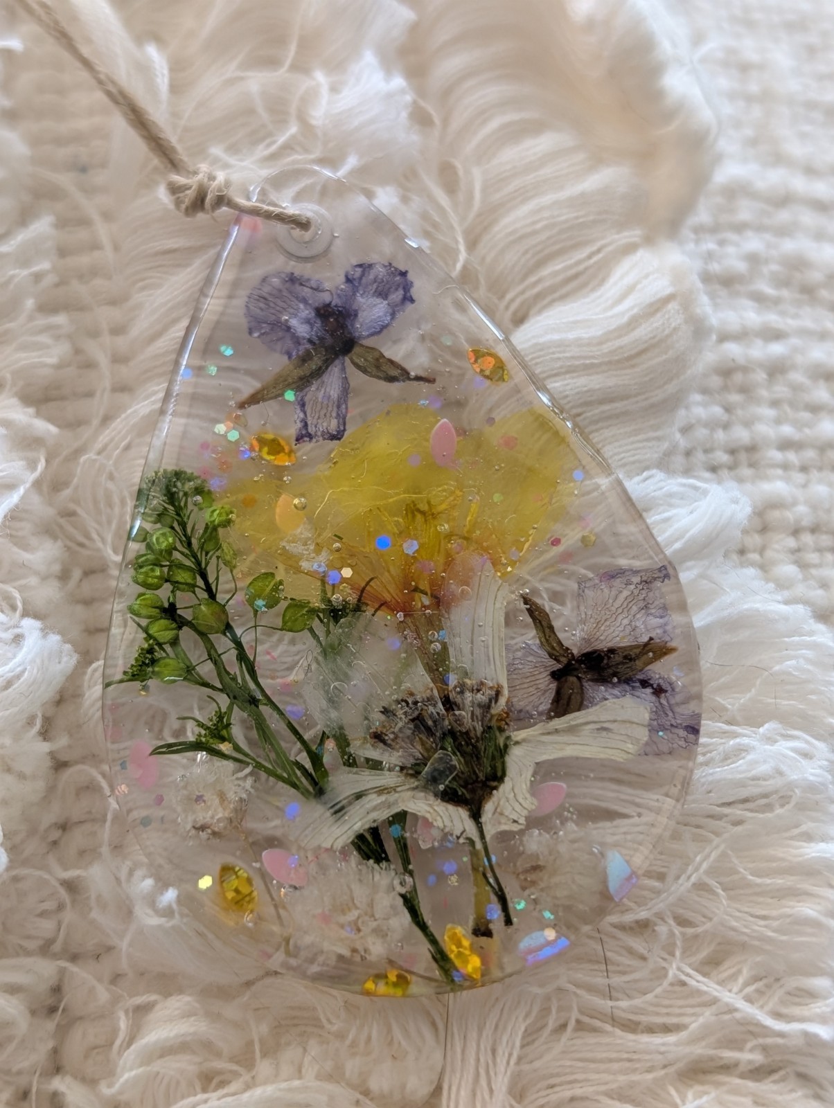 Handmade Pressed Grass Flower Resin Charm Pendant Jewelry