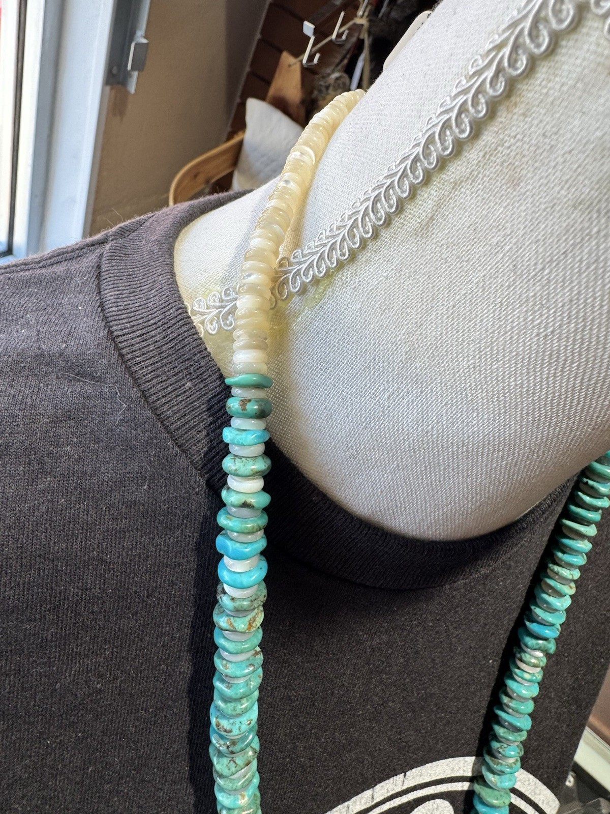 Vintage Turquoise & White Heishi Bead Necklace Southwestern Native Style 18”