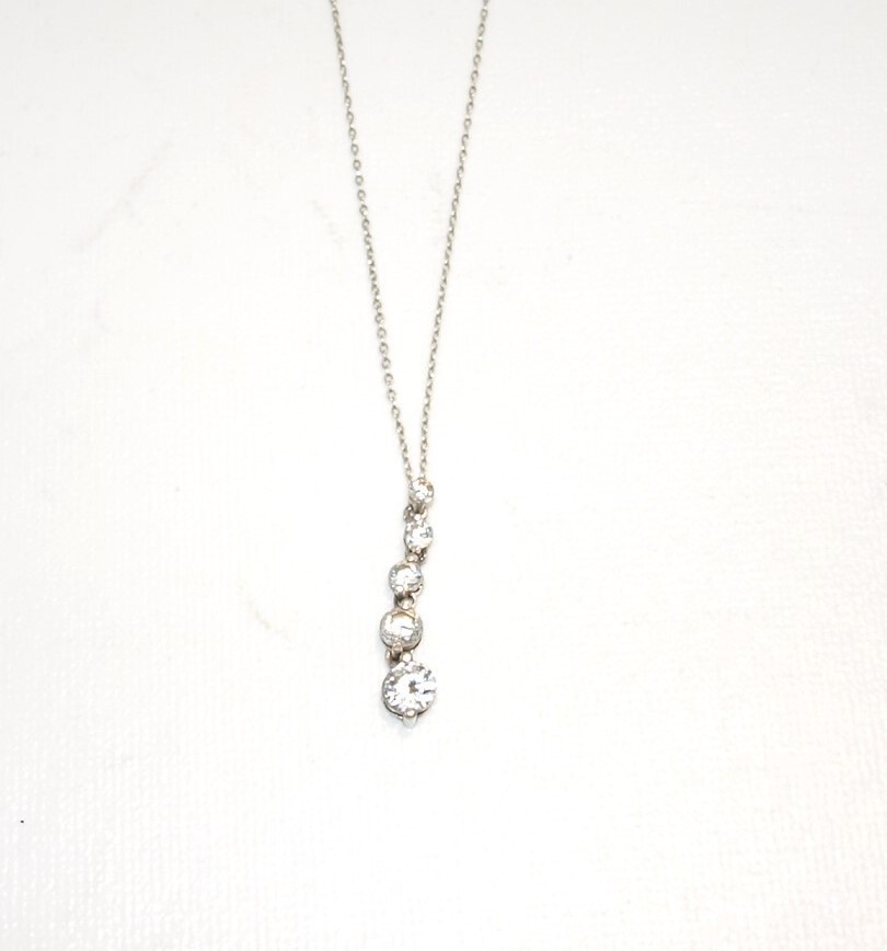 23″ 1mm Sterling Silver Link Chain & Graduated CZ Pendant 2.9g