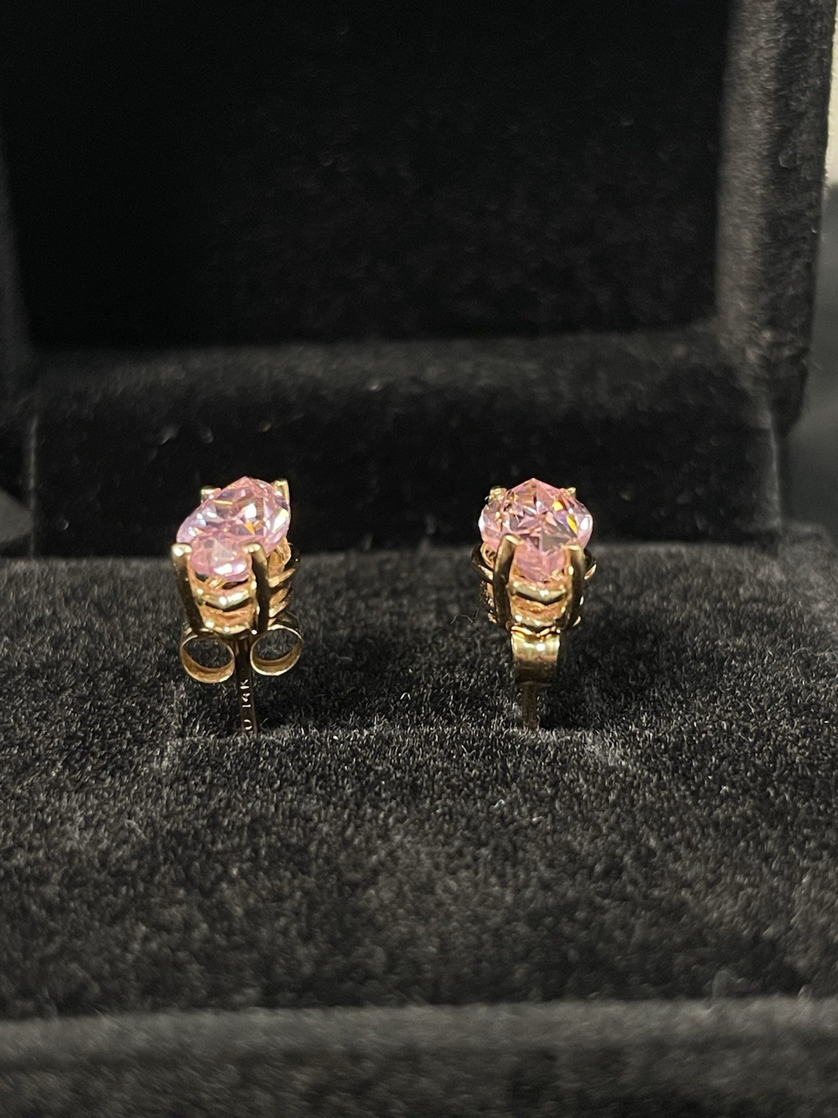 14k yellow gold Pink marquise stone